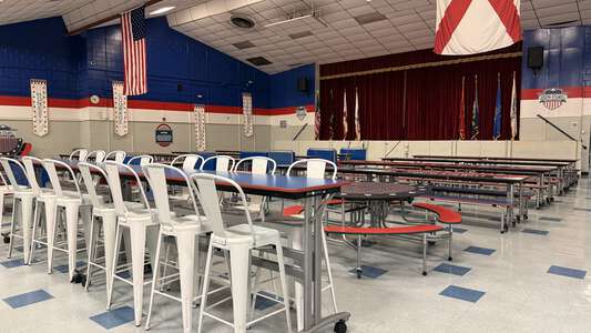 Cafeteria (3 hr min)