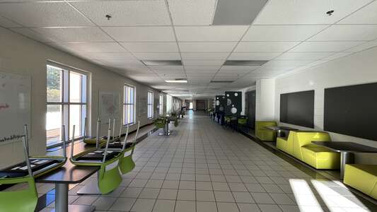 Discovery High School Sun Room in Lawrenceville