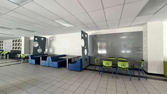 Discovery High School Sun Room in Lawrenceville