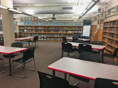 Red Elementary Library in Houston