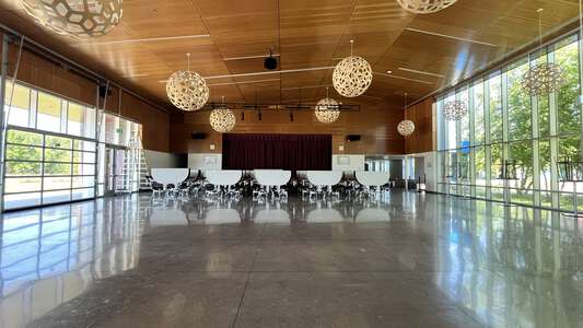 Roosevelt Middle School Cafeteria in Eugene