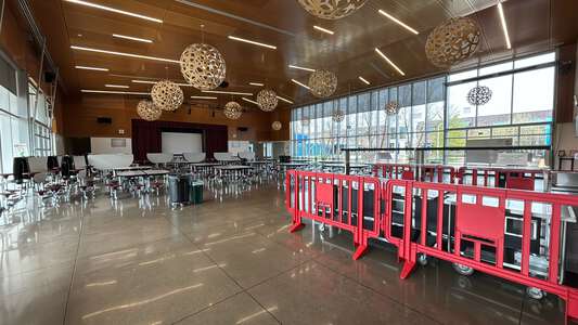 Roosevelt Middle School Cafeteria in Eugene 4