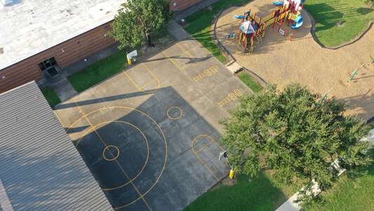 Lexington Creek Elementary School Outdoor Basketball Courts in Missouri City 1