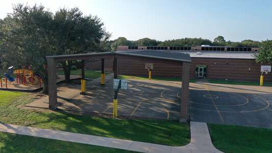 Lexington Creek Elementary School Outdoor Basketball Courts in Missouri City 3