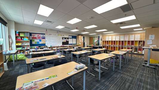Camas Ridge Community School Classroom Standard in Eugene 3