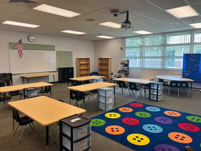 Odessa Elementary School Classroom Standard in New Port Richey
