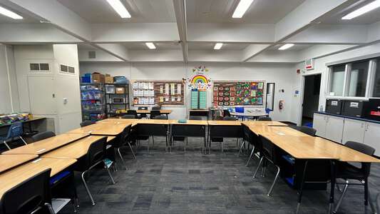 Crumpton Elementary School Classroom Standard in Marina 3
