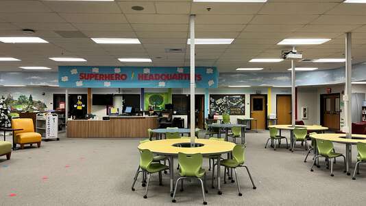 Mulberry Elementary School Media Center in Auburn 4
