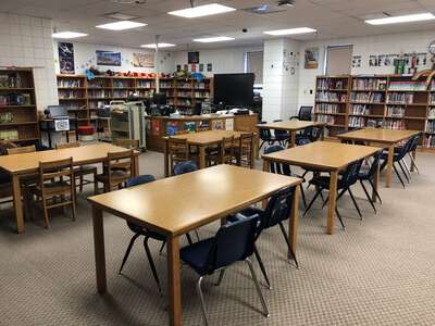 New Highland Elementary School Library in Elizabethtown