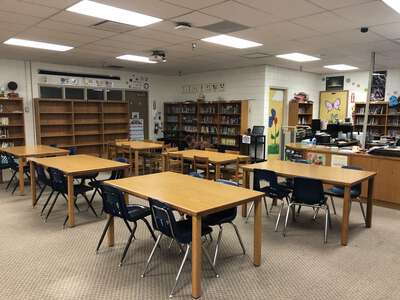 New Highland Elementary School Library in Elizabethtown