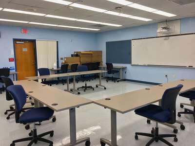 xDNU Formerly Hillsborough County Public Schools Learey Technical College  Classroom Standard in Tampa