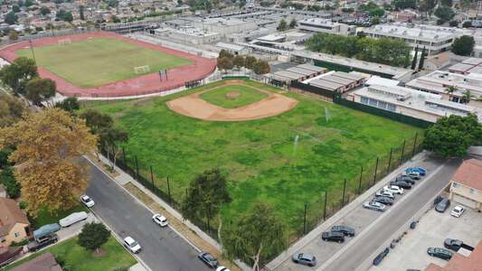 Lynwood High School Bullis Field - Baseball in Lynwood