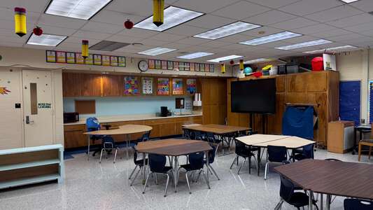 Holiday Hill Elementary School Classroom Standard (3 hr min) in Jacksonville 2