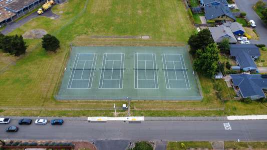 Meadow Park Middle School Tennis Courts in Beaverton