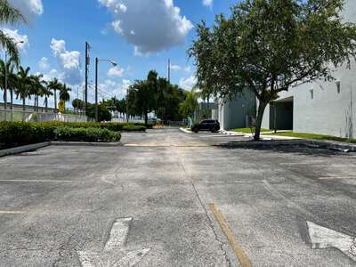 Paul W. Bell Middle School Parking Lot - Main in Miami