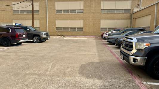 XSS Dillow Elementary School (formerly FWISD) Parking Lot - Staff in Fort Worth 2