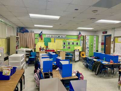 Obadiah Knight Elementary School Classroom Standard in Dallas 2