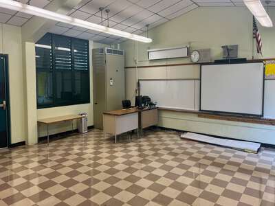Howard Drive Elementary School Classroom Standard in Palmetto Bay