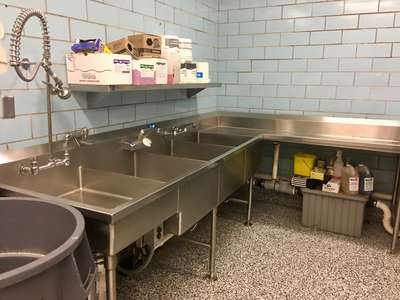 Abraham Mallinson Elementary School Kitchen in Sugar Creek 2