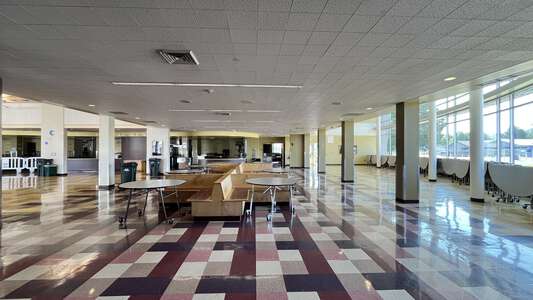 South Eugene High School Cafeteria in Eugene