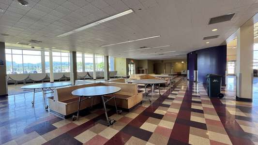 South Eugene High School Cafeteria in Eugene