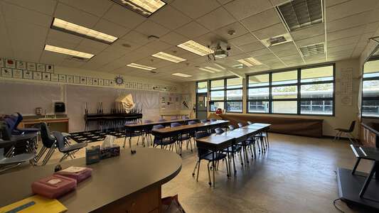Sycamore Elementary School Classroom Standard in Orange