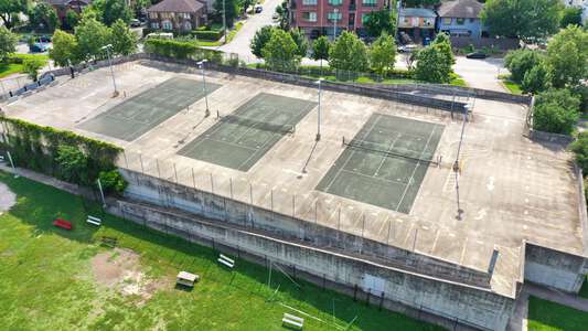 Carnegie Vanguard High School Tennis Courts in Houston