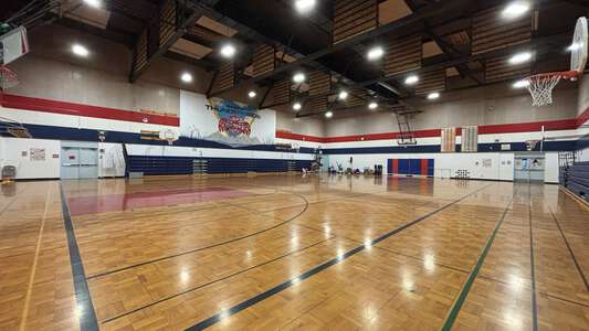 Shasta Middle School Gym - Big in Eugene 3
