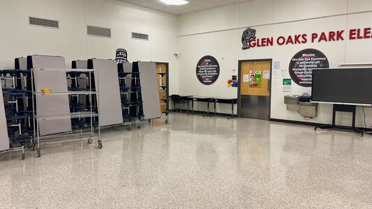 Glen Oaks Park Elementary School Cafeteria in Baton Rouge