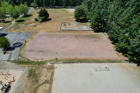 Emily Dickinson Explorer Elementary School Field 1 - Soccer in Redmond