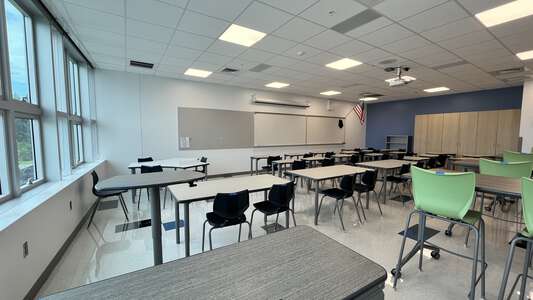 Angeline Academy of Innovation Classroom Standard in Land O’ Lakes 4