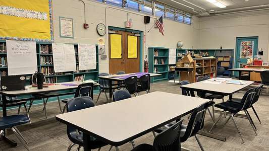 Hyde Park Elementary School Library (3 hr min) in Jacksonville 2