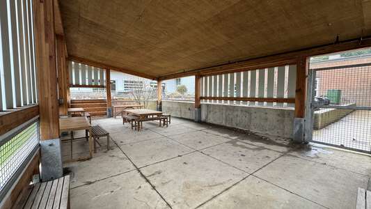 Hallinan Elementary School Outdoor Classroom in Lake Oswego