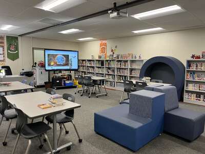 Live Oak Elementary School Library in Lodi 2