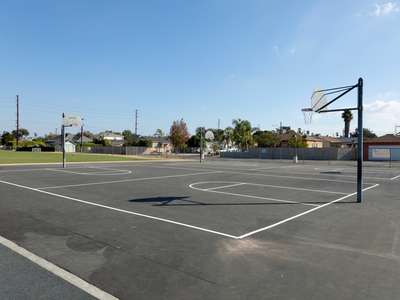 Mann Elementary School Outdoor Basketball Courts in Anaheim