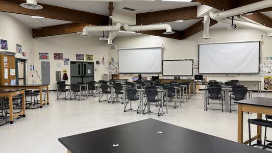 Irvine High School Science Large Group Room in Irvine