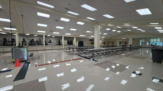 Elbert Edwin Waddell High School Cafeteria in Charlotte 4