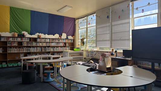 West Handley Elementary School Library in Fort Worth