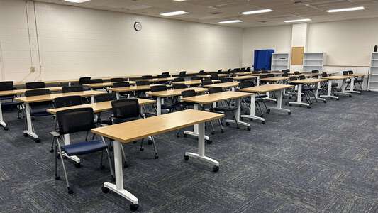 Green Run High School Workroom in Virginia Beach