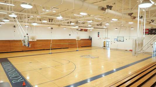Robinswood Middle School Gym in Orlando