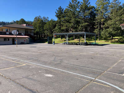 San Lorenzo Valley Elementary School Outdoor Basketball Courts in Felton