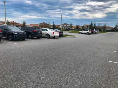 Eagle Creek Elementary School Parking Lot in Orlando 3