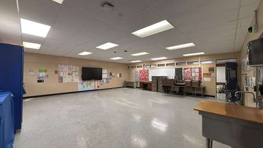 Estelle School Classroom Standard in Marrero 2