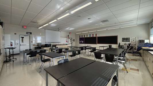 Willamette High School Classroom Standard in Eugene 2