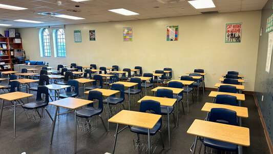 Miami Senior High School Classroom Standard in Miami