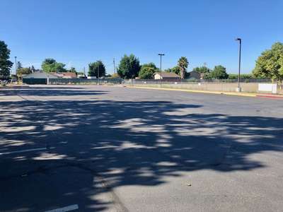 Glenwood Elementary School Parking Lot in Stockton