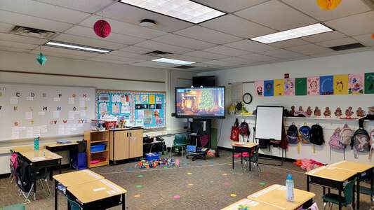 Lavaland Elementary School Classroom Standard in Albuquerque