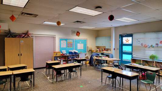 Lavaland Elementary School Classroom Standard in Albuquerque