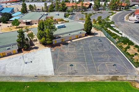 Farb Middle School Outdoor Basketball Courts in San Diego 2
