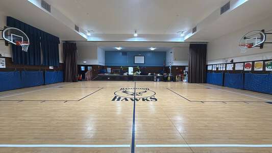 Hammond - Charles G Hammond Elementary School Gym in Chicago 4